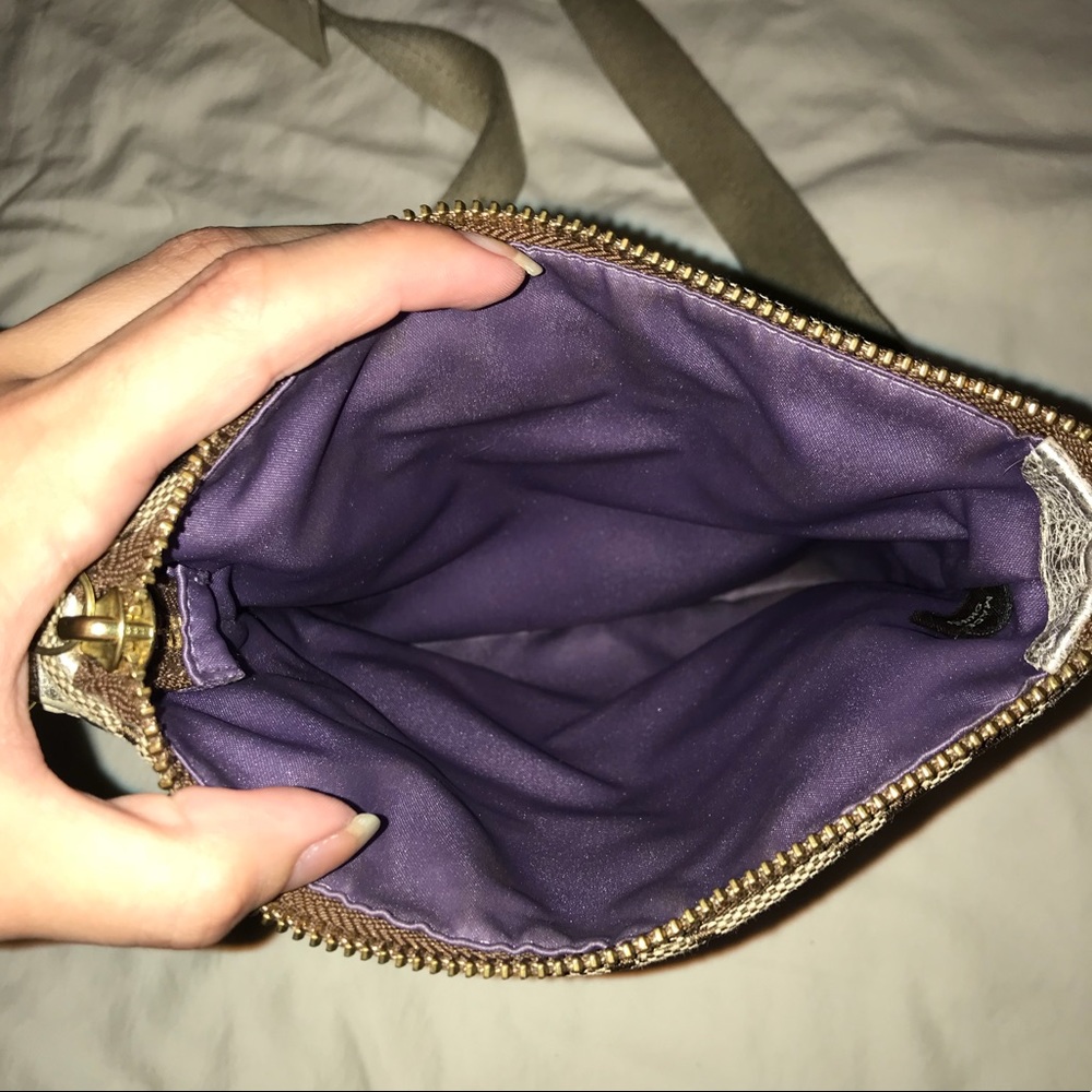 Coach messenger crossbody purse - Picture 4 of 6